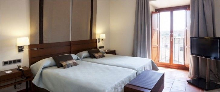 Caces 卡塞雷斯旅馆酒店 外观 照片